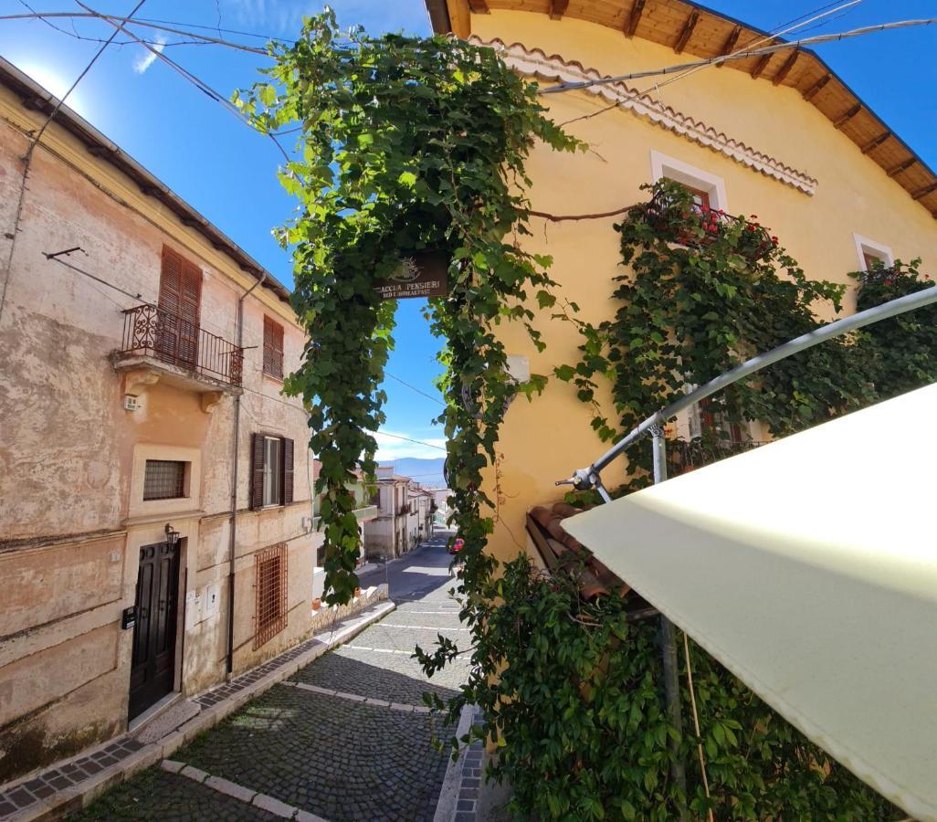 Scaccia Pensieri Vila Cerchio Exterior foto