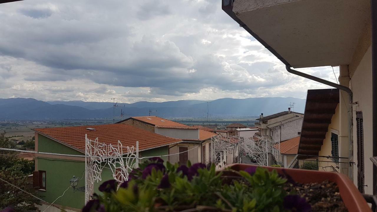 Scaccia Pensieri Vila Cerchio Exterior foto