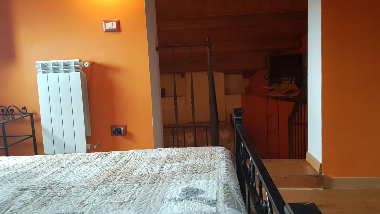 Scaccia Pensieri Vila Cerchio Exterior foto